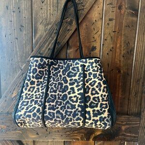 Chic Leopard Print Tote with Black Accents